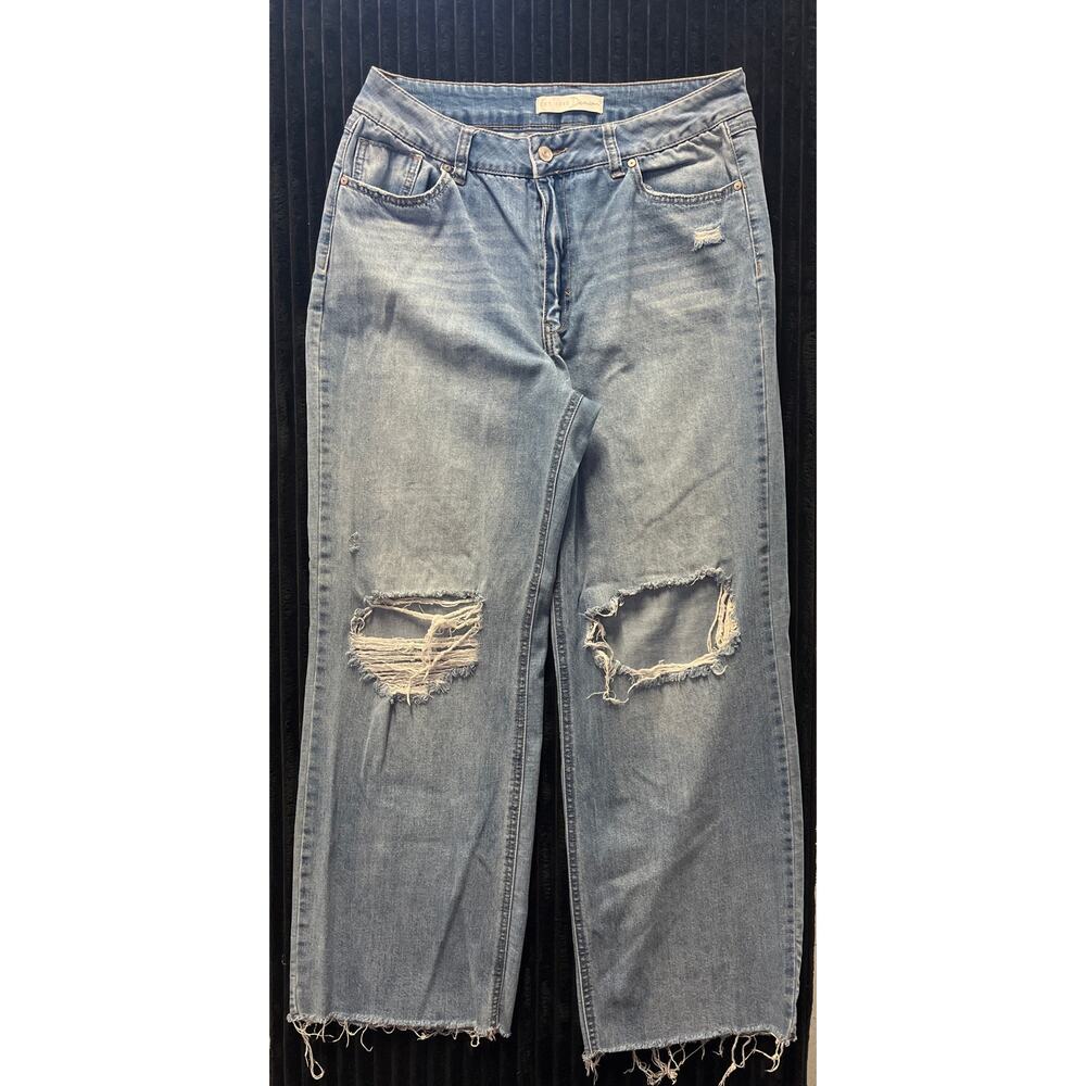 Cato Denim Women’s Distressed Wide Leg Fringe Hem Jeans 14P Medium Wash